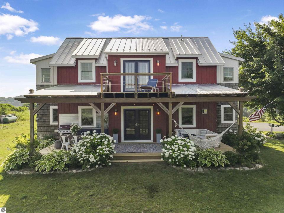7025 S Bingham Valley Drive, Traverse City, Michigan 49684, Estados Unidos