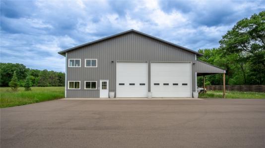 18660 70th Avenue, Chippewa Falls, 威斯康辛州 54729, 美國