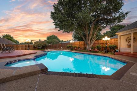 1360 Green Hills Court, Duncanville, 得克萨斯州 75137, 美国