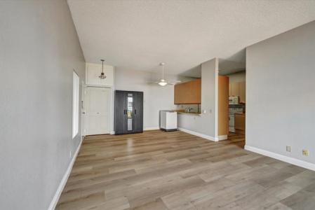 8324 Regents Rd #2p, San Diego, Kalifornien 92122, USA