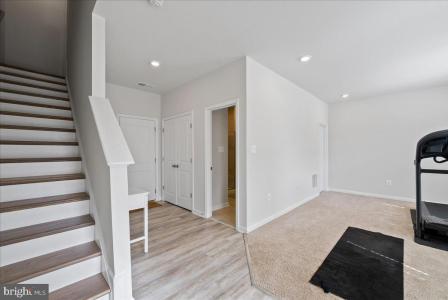 1602 Field Sparrow Terrace NE, Leesburg, Virginia 20176, USA