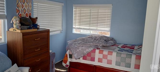 8420 Fremontia Way, Lake Isabella, California 93240