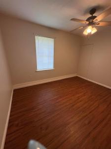 712 Shawnee Drive Drive, Conroe, テキサス 77316, アメリカ合衆国