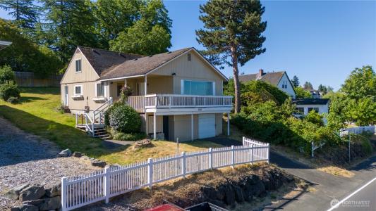 1810 Rainier Street, Steilacoom, Washington 98388, États-Unis