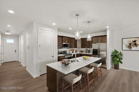 3387 N Cyprus Fox Lp, Post Falls, Идаго 83854, Соединенные Штаты