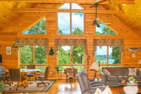 706 BLACKJACK TRAIL, Mountain Home, Arkansas 72653
