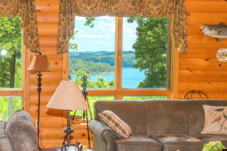 706 BLACKJACK TRAIL, Mountain Home, Arkansas 72653