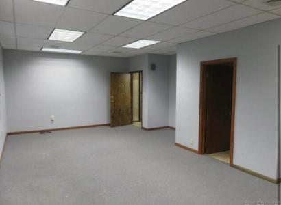 391 Broad Street, Meriden, Connecticut 06450, USA