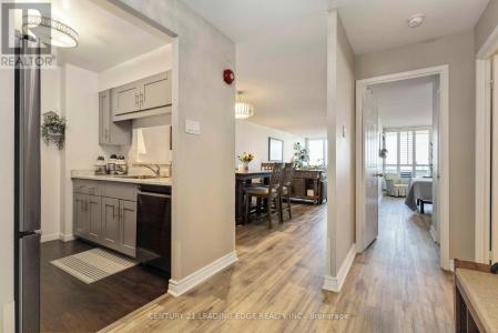 1665 PICKERING PARKWAY, Pickering (village East), Ontario L1V 6L4, Canada