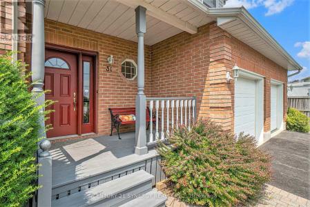 31 BURGESS STREET, Carleton Place, Ontario K7C 4E1, Canada
