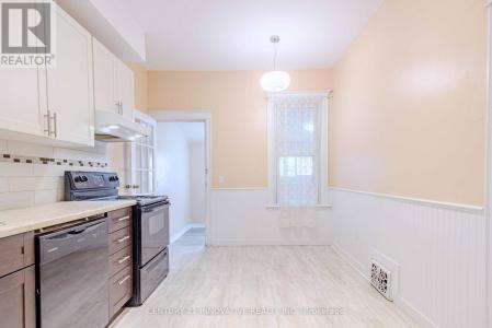 65 AIKMAN AVENUE, Hamilton (gibson), Ontario L8M 1P8, Canada