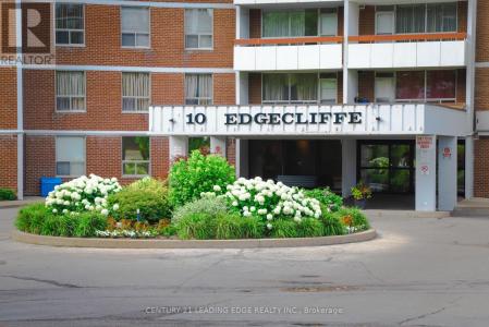 10 EDGECLIFF GOLFWAY, Toronto (flemingdon Park), Ontario M3C 3A3, Canada