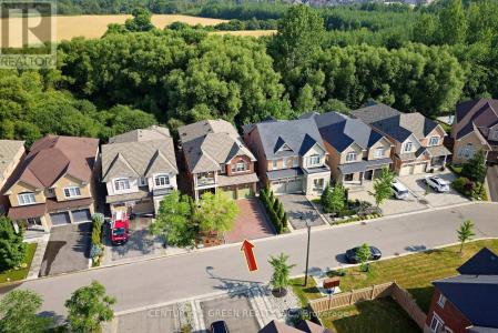 47 IRONBARK COURT, Vaughan (patterson), Ontario L6A 4S6, Canada