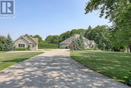 3249 PERTH 113 ROAD, Perth South (downie), Ontario N5A 6S3, Canada