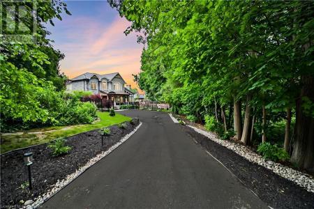298 SHOREVIEW ROAD, Burlington, Ontario L7T 2N4, Canada