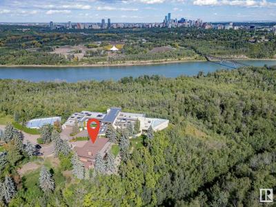 8 VALLEYVIEW POINT(E) NW, Edmonton, Alberta T5R 5T4, Canada