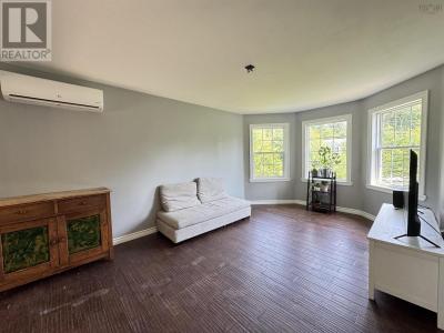 203 ST GEORGE BOULEVARD, Hammonds Plains, Nova Scotia B4B 1K7, Canada
