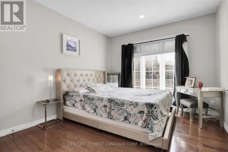 1924 FOXWOOD AVENUE, London North (north S), Ontario N6G 0C5, Kanada