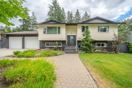 122 KENDALL CRESCENT, Penticton, British Columbia V2A 2S8, Canada