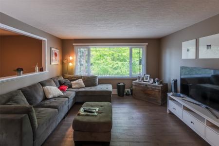 122 KENDALL CRESCENT, Penticton, Colombia Británica V2A 2S8, Canadá