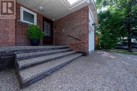32 PAYTON CRESCENT, Brampton (fletcher's Creek South), אונטריו L6W 3Y9, קנדה 