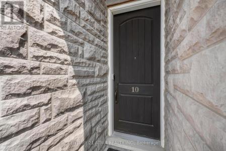 10 ISLAND GREEN LANE, Markham (angus Glen), Ontario L6C 0Y7, Canada