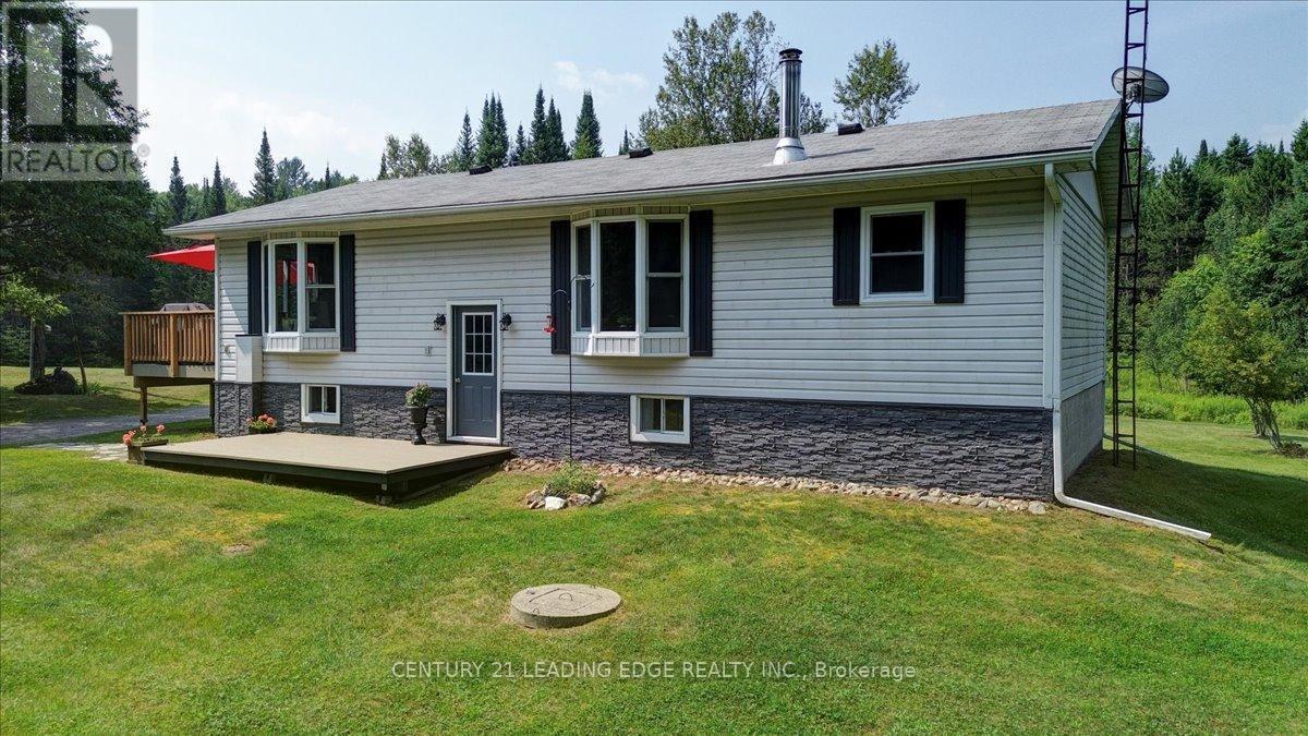 281 CRAWFORD ROAD, Bancroft (dungannon Ward), أونتاريو K0L 2L0, كندا 