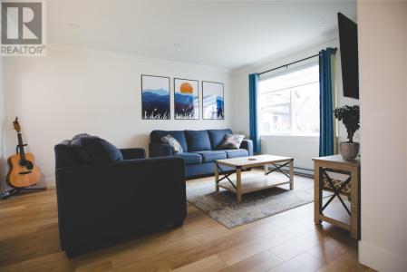 4 LITTLE BELL PLACE, Conception Bay South, Terre-Neuve-et-Labrador A1W 0G7, Canada