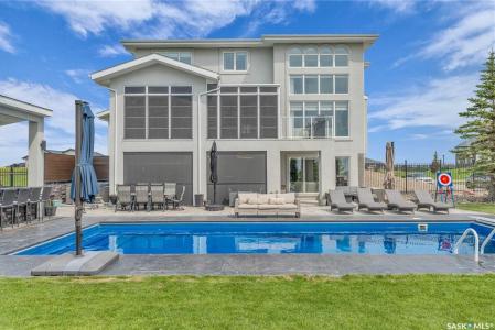 301 SPRUCE CREEK CRESCENT, Pilot Butte, Saskatchewan S4L 5B1, Canada
