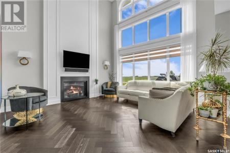 301 SPRUCE CREEK CRESCENT, Pilot Butte, Saskatchewan S4L 5B1, Canadá