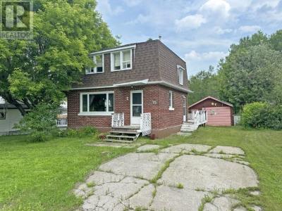 2 STEWART AVE, Red Rock, Ontario P0T 2J0, Canada