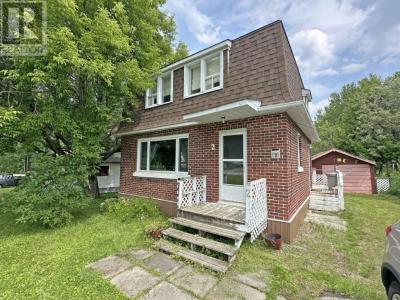 2 STEWART AVE, Red Rock, Ontario P0T 2J0, Canada