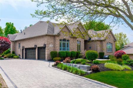 75 ST. ANDREWS DRIVE, Brantford, Ontario N3T 6H3, Canadá