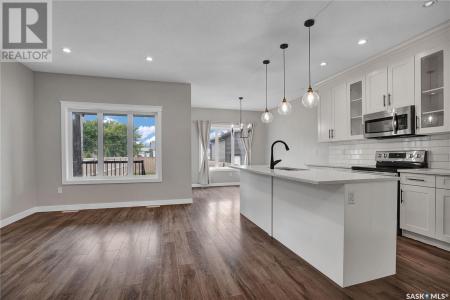 121A 8TH AVENUE N, Warman, Saskatchewan S0K 0A1, Canada