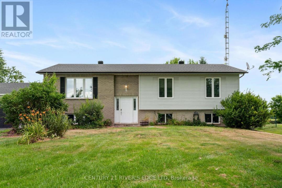 11888 COUNTY RD 18 ROAD NORTH, South Dundas, Ontario K0C 2H0, Canada