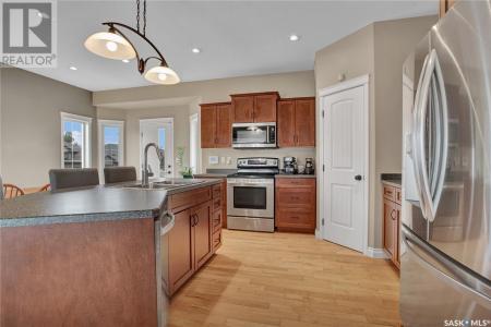 121 KINSMEN CRESCENT, Martensville, Saskatchewan S0K 0A2, Canada