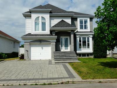 4021  Rue Omer, Laval (Fabreville), Quebec H7R 6A7, Canada