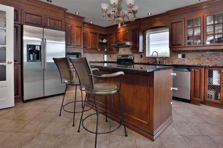 4021  Rue Omer, Laval (Fabreville), Quebec H7R 6A7, Canada