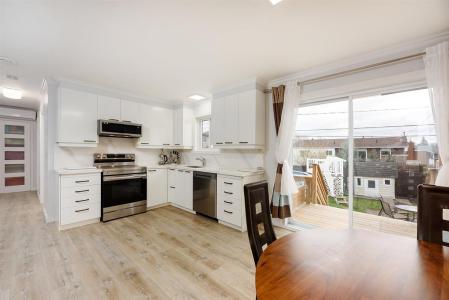 975  Rue Latour, Longueuil (Saint-Hubert), Québec J3Y 6X9, Canada