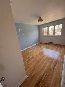 4194  Boul. Notre-Dame, Laval (Chomedey), كيبيك H7W 1T2, كندا 