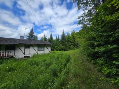 131 Ch. du Sirocco, Saint-Adolphe-d'Howard, Quebec J0T 2B0, Canadá