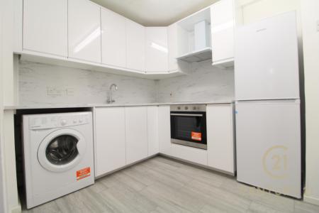 Coombe Lane West, Kingston Upon Thames, Reino Unido
