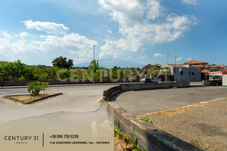 Via Gesualdo Bufalino, Aci Catena, Sicilia 95022, Италия