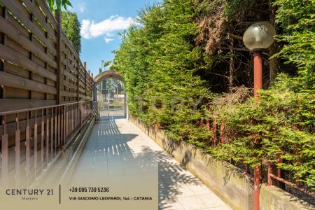 Via Gesualdo Bufalino, Aci Catena, Sicilia 95022, Италия