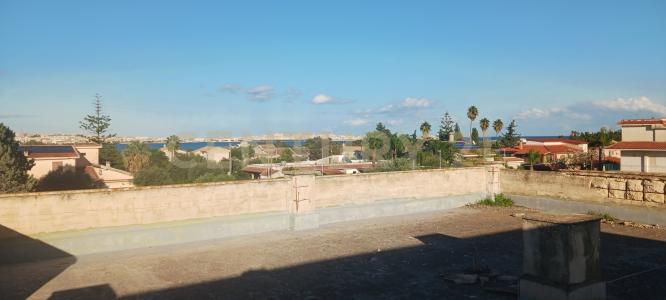 via Lido di Sacramento, Siracusa, Sicilia 96100, Italia