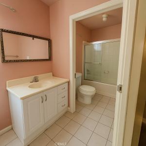 10408 S Wilmington Avenue, Los Angeles, California 90002, USA