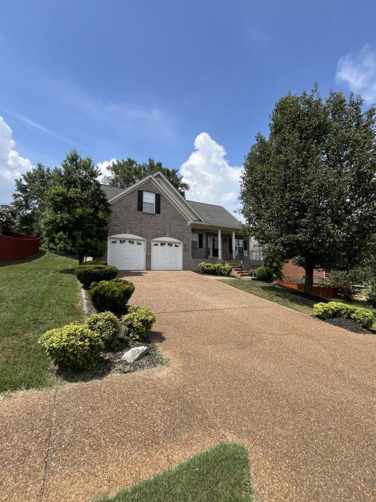102 Mansker Park Dr, Hendersonville, Tennessee 37075