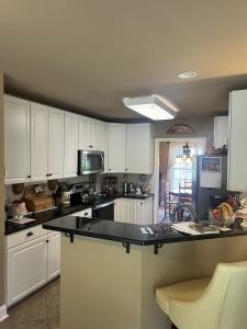 102 Mansker Park Dr, Hendersonville, Tennessee 37075, USA