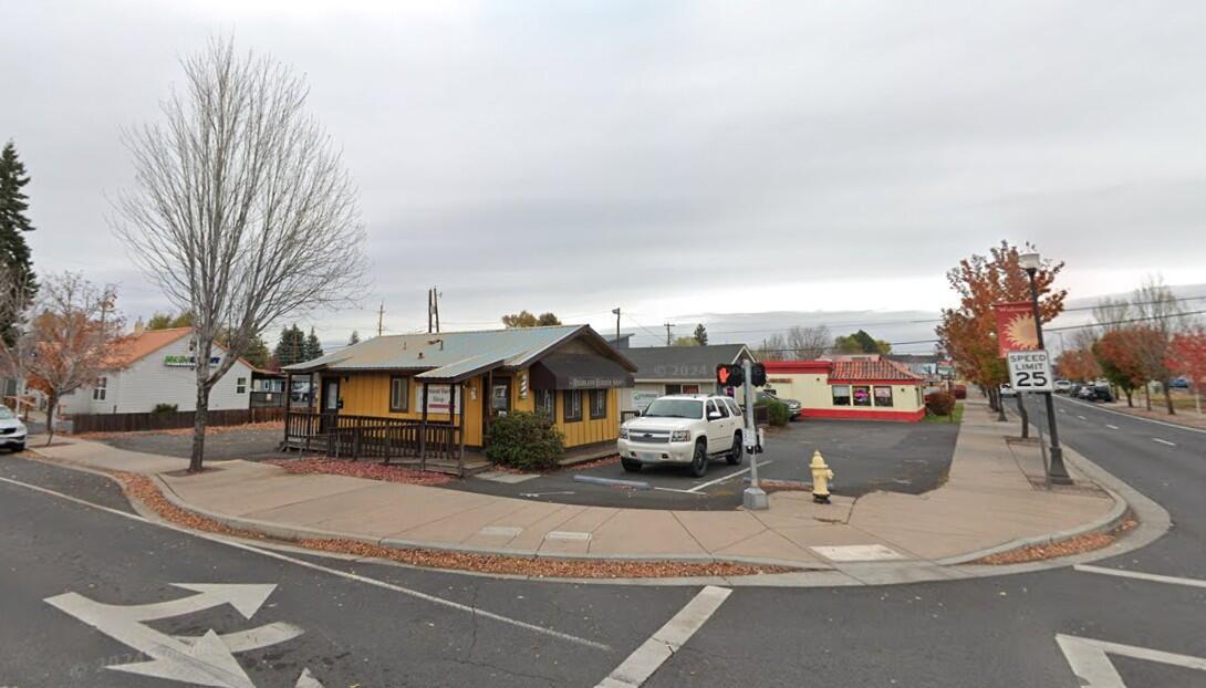 1041 SW Highland Avenue, Redmond, 奧勒崗州 97756, 美國