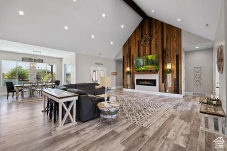 105 W HUMMINGBIRD LN, Erda, יוטה 84074, ארצות הברית של אמריקה 